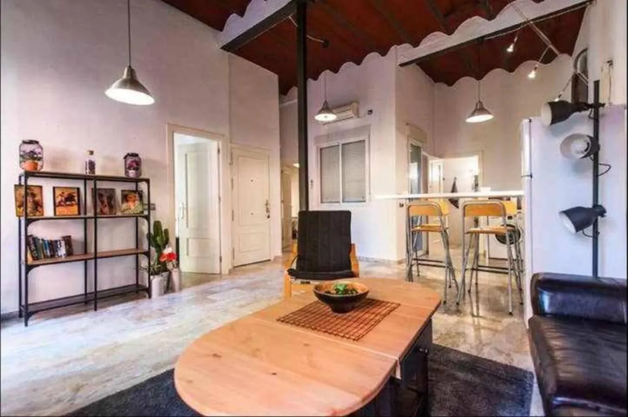 10 Min Walk To Giralda And Rooftop Seville Spain